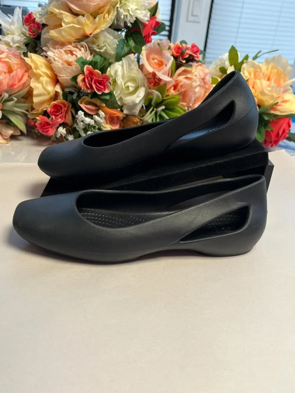 Crocs Iconic Comfort Black Slip On Flats Side Cutout W6